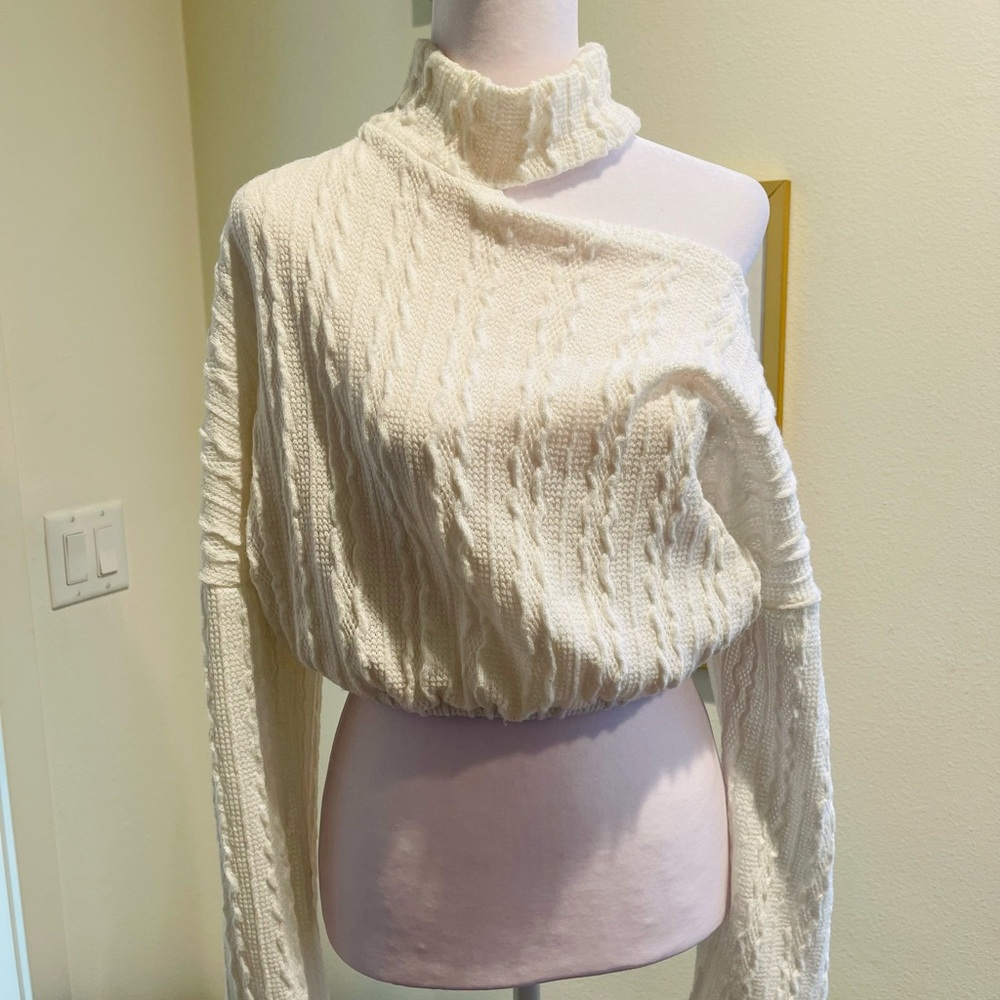 Elegant Cream Cable Knit Sweater
